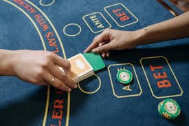 Người chơi Việt Nam trải nghiệm live casino b888 trên điện thoại di động với giao diện tiếng Việt mượt mà